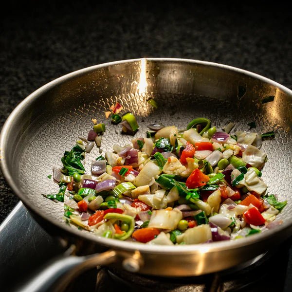 Titanium Hammered Wok Pan - Yūgen Series - HOMESŌKO
